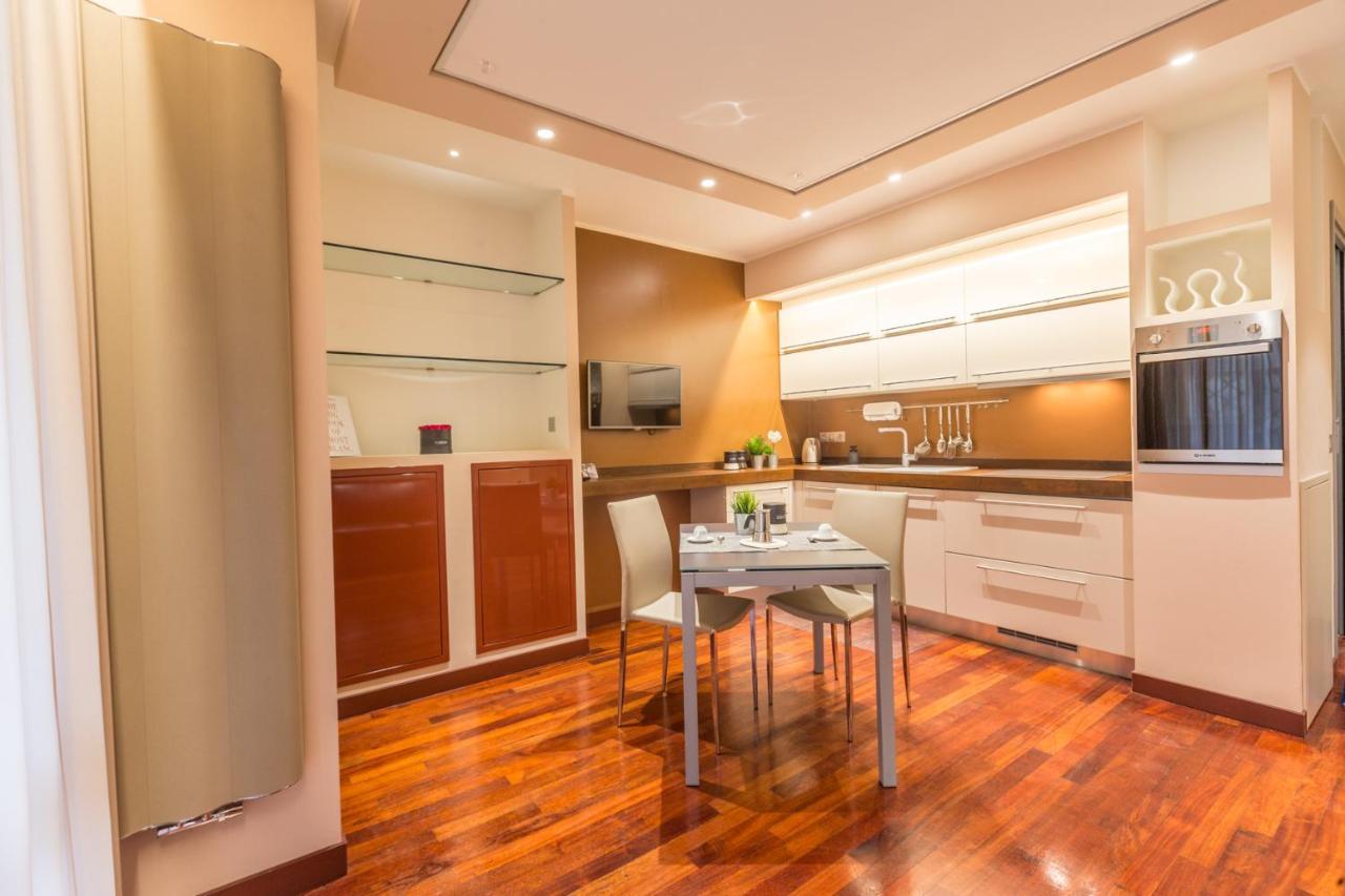 L'Atelier Du Temps - Domotico Apartman Aosta Kültér fotó